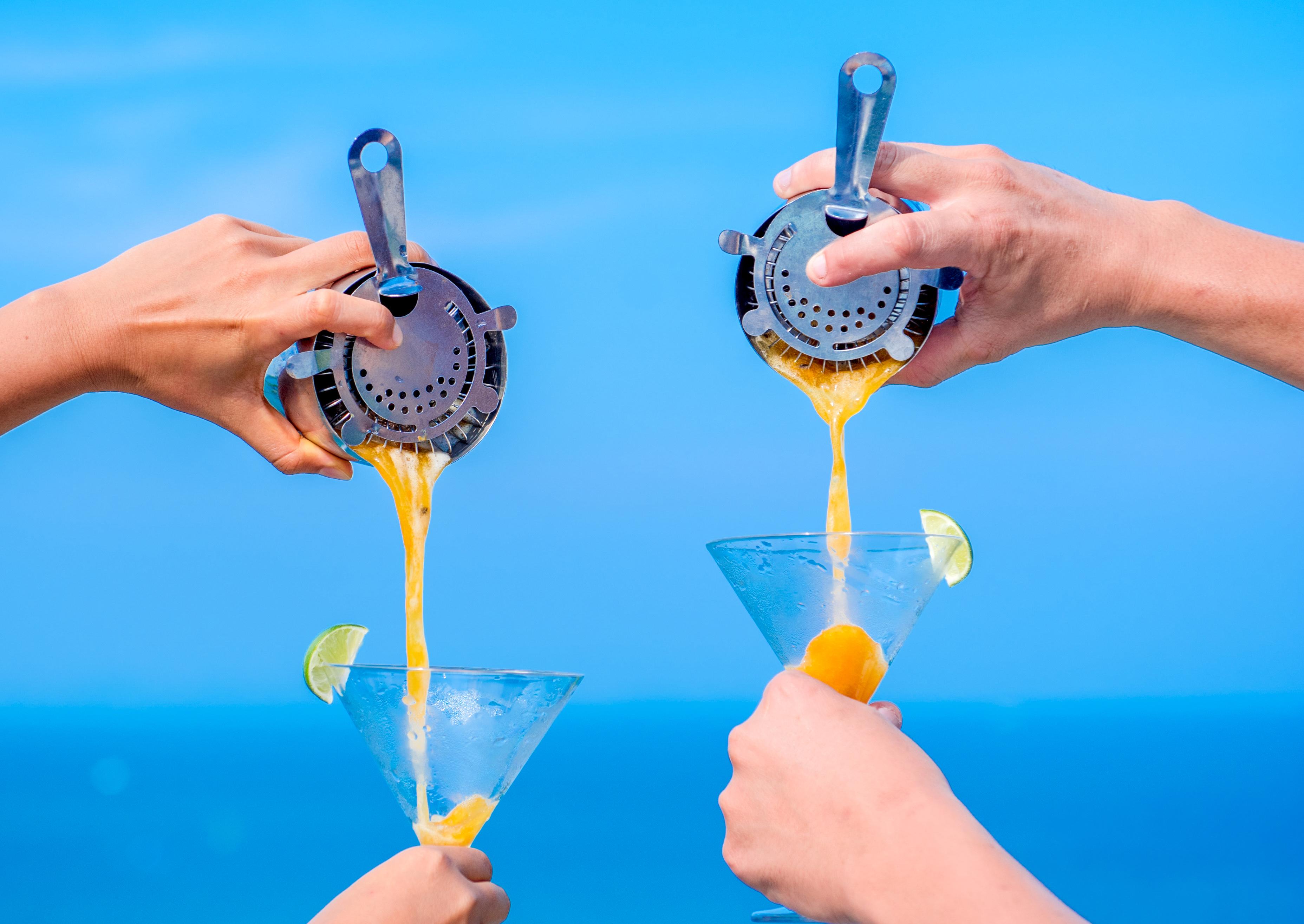 Sri Panwa Phuket Luxury Pool Villa Hotel - Sha Plus Eksteriør bilde Straining a cocktail through a strainer