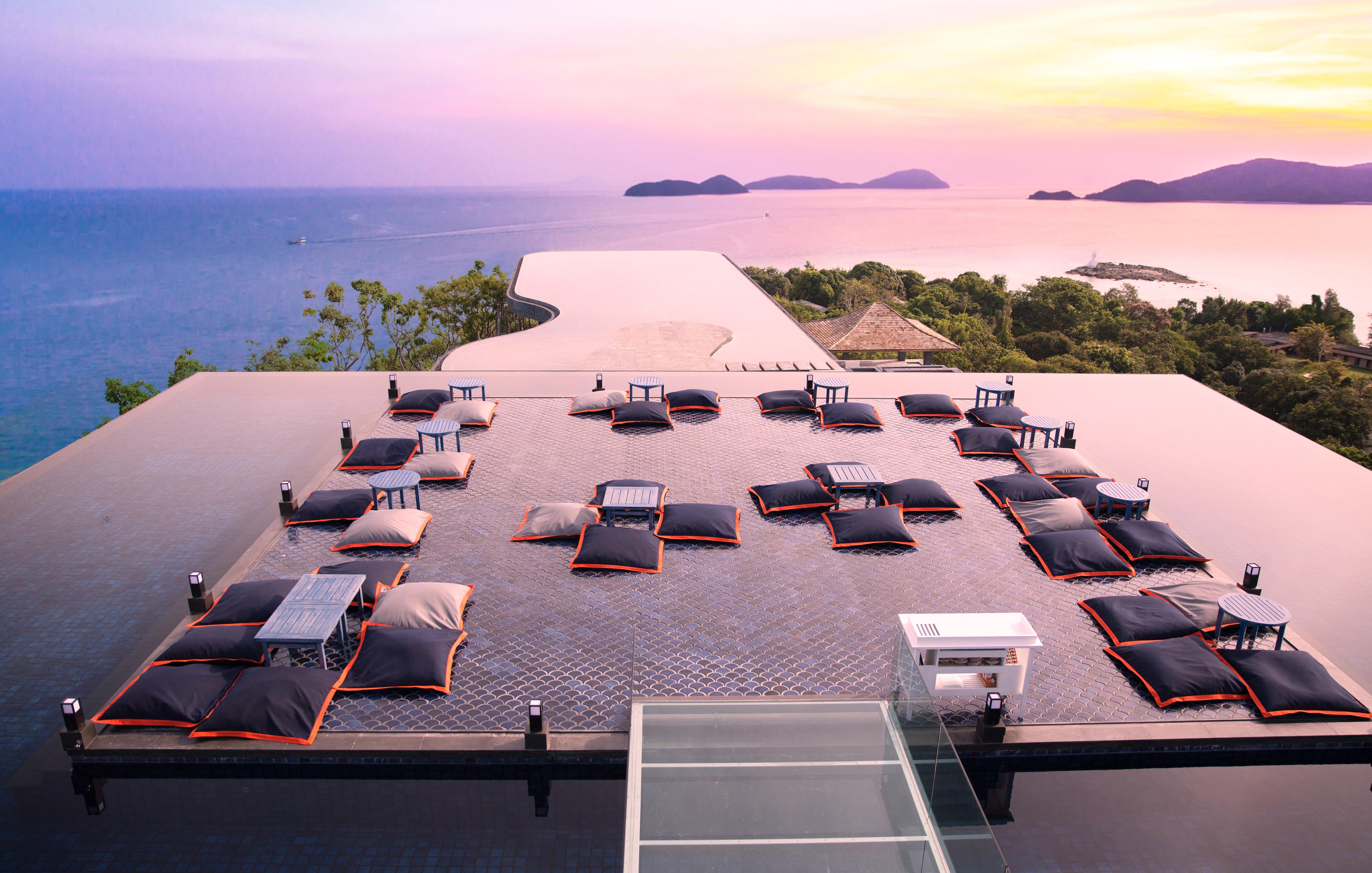 Sri Panwa Phuket Luxury Pool Villa Hotel - Sha Plus Eksteriør bilde The rooftop bar at the resort